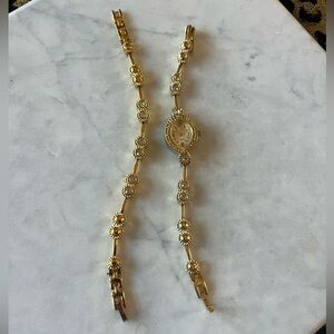 Vintage Japan Movement Watch and bracelet-  - NEEDS BATTERY